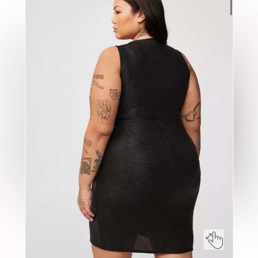 Torrid - Picture 3 of 5